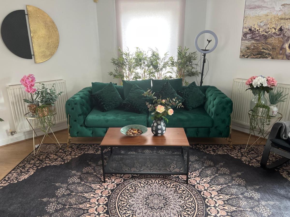 Poplar Guest House Лондон Екстер'єр фото