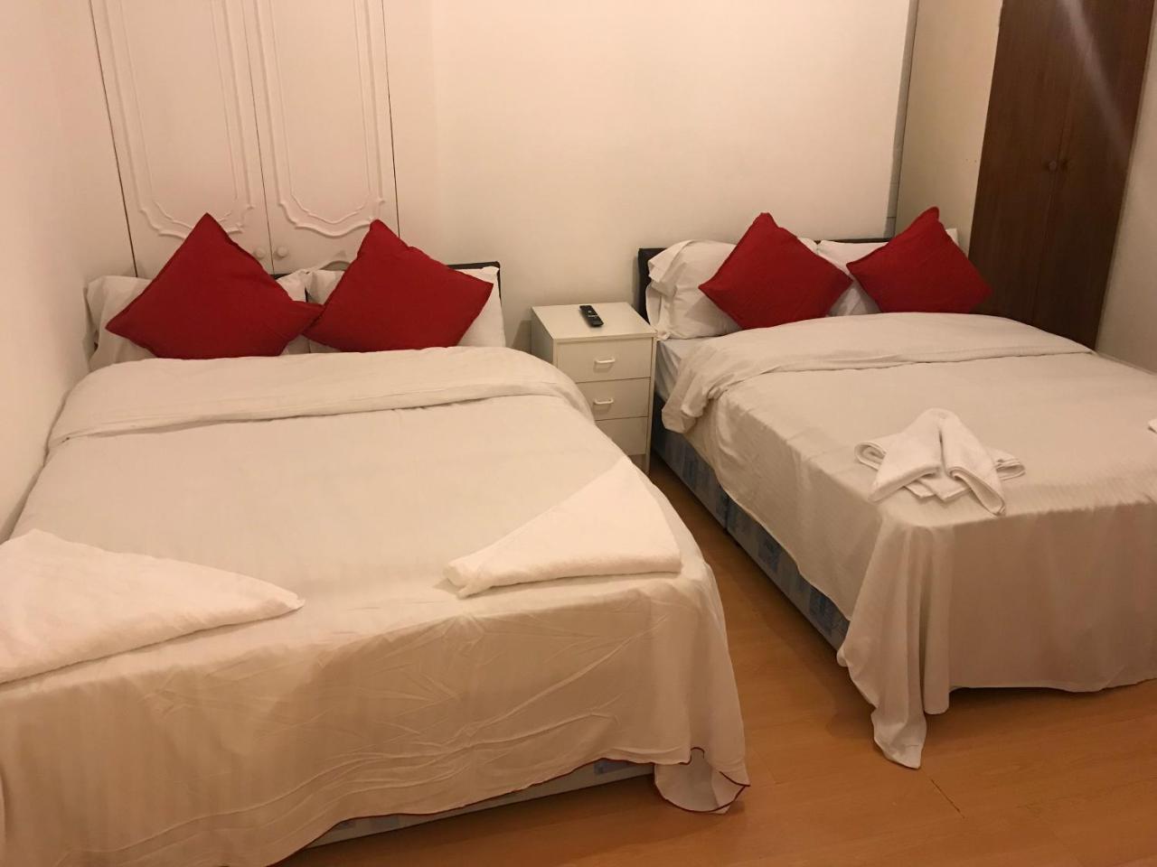 Poplar Guest House Лондон Екстер'єр фото