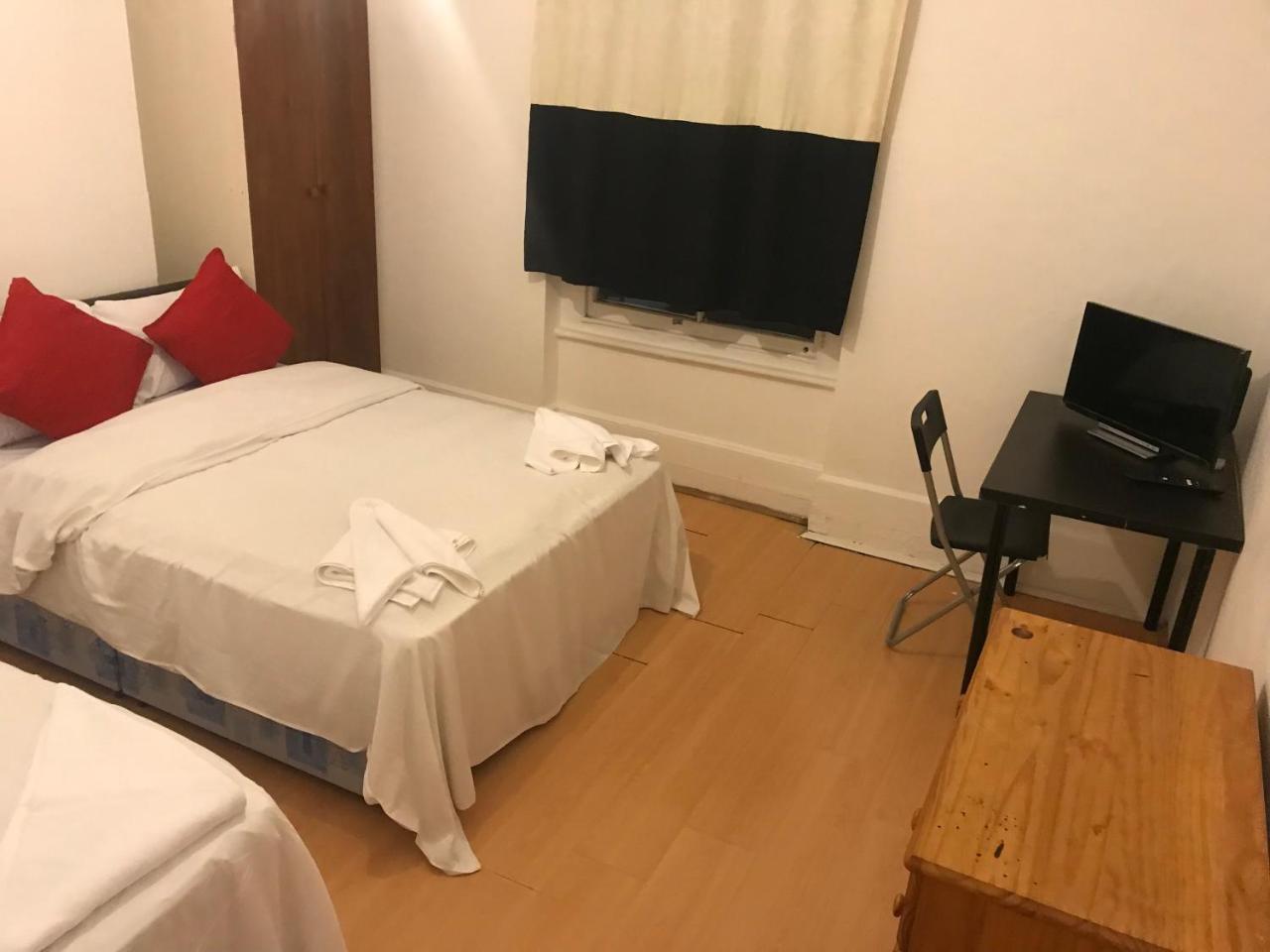 Poplar Guest House Лондон Екстер'єр фото