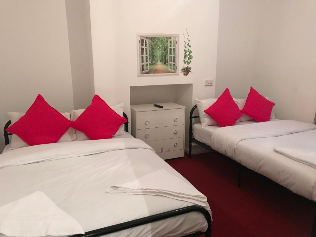 Poplar Guest House Лондон Екстер'єр фото