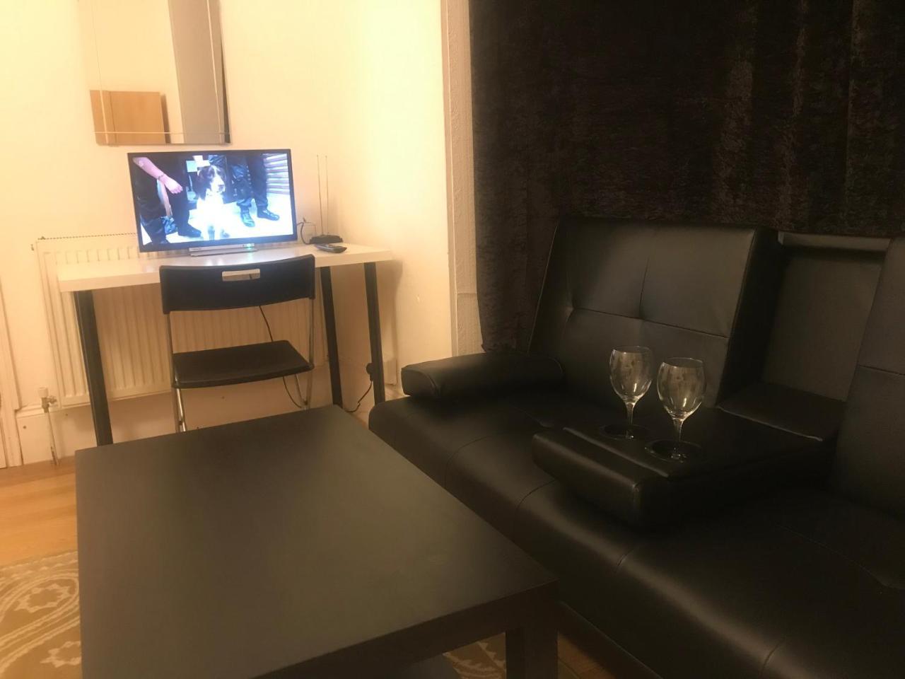 Poplar Guest House Лондон Екстер'єр фото
