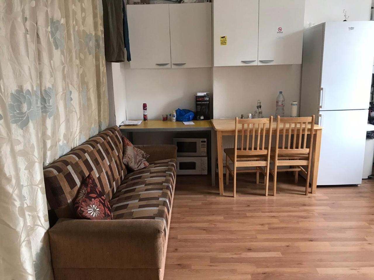 Poplar Guest House Лондон Екстер'єр фото